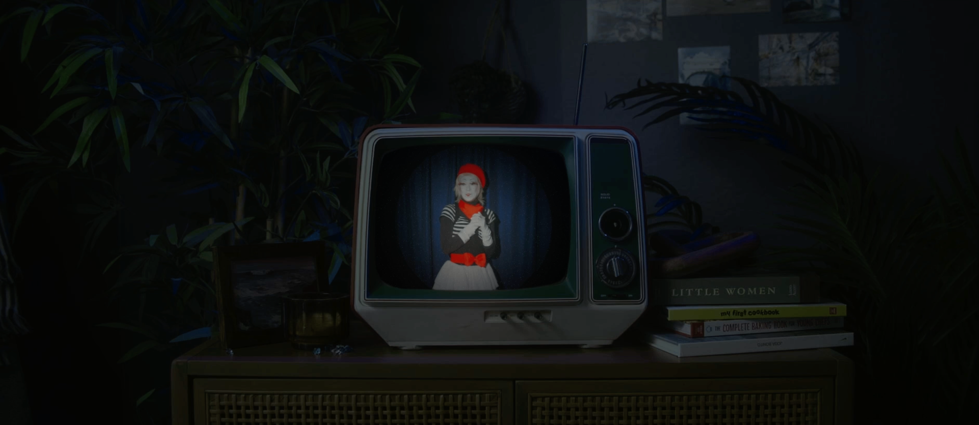 Mime on vintage television